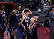 米兰体育官方网站-广东宏远队力争夺冠，壮志凌云再战球场