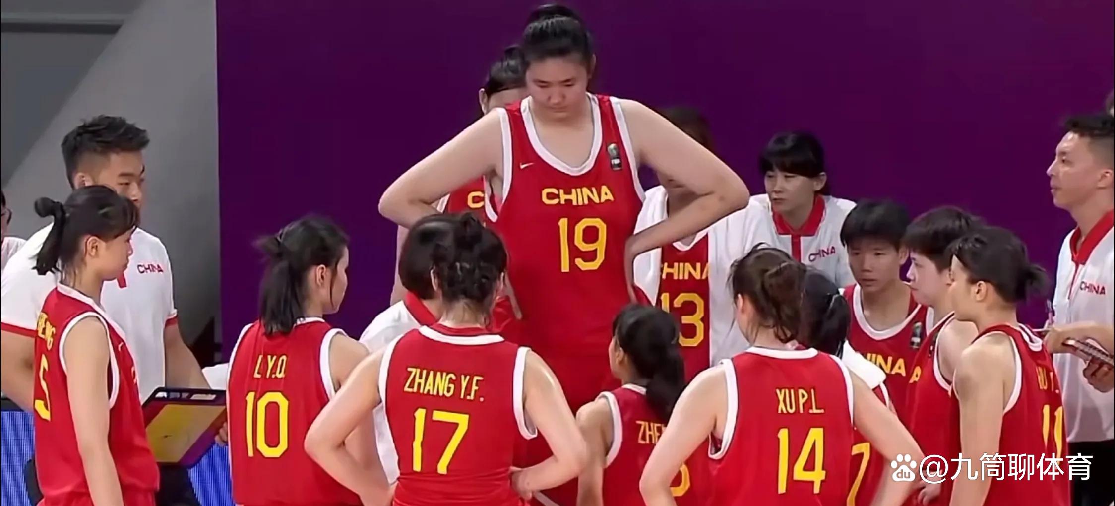 北京女篮完胜对手，表现抢眼