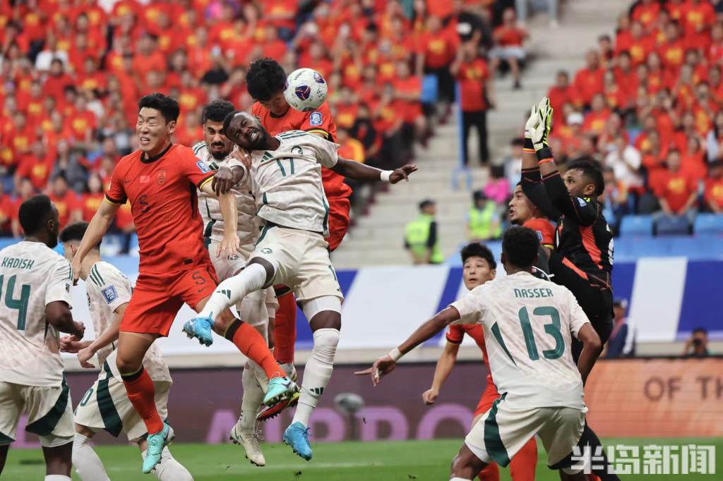 包含国足客场0-1沙特热议:伊万临场差到极致的词条