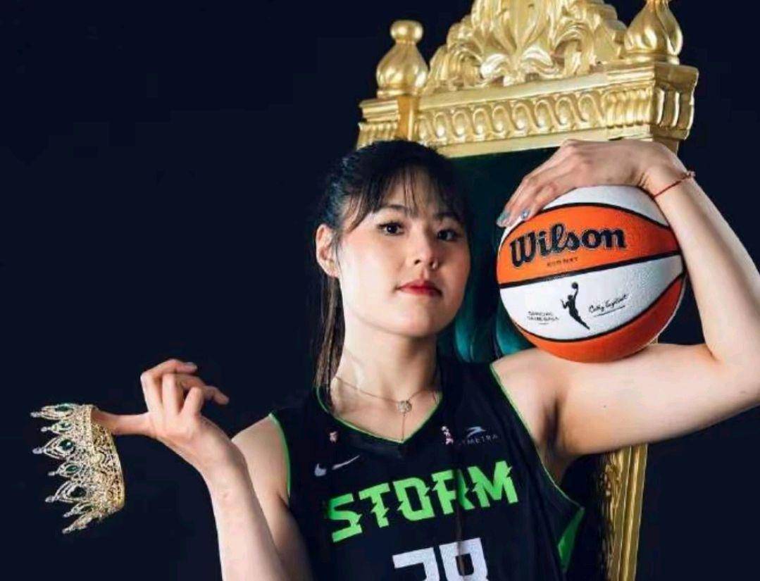 李月汝首发砍10分15板篮板创WNBA生涯新高的简单介绍