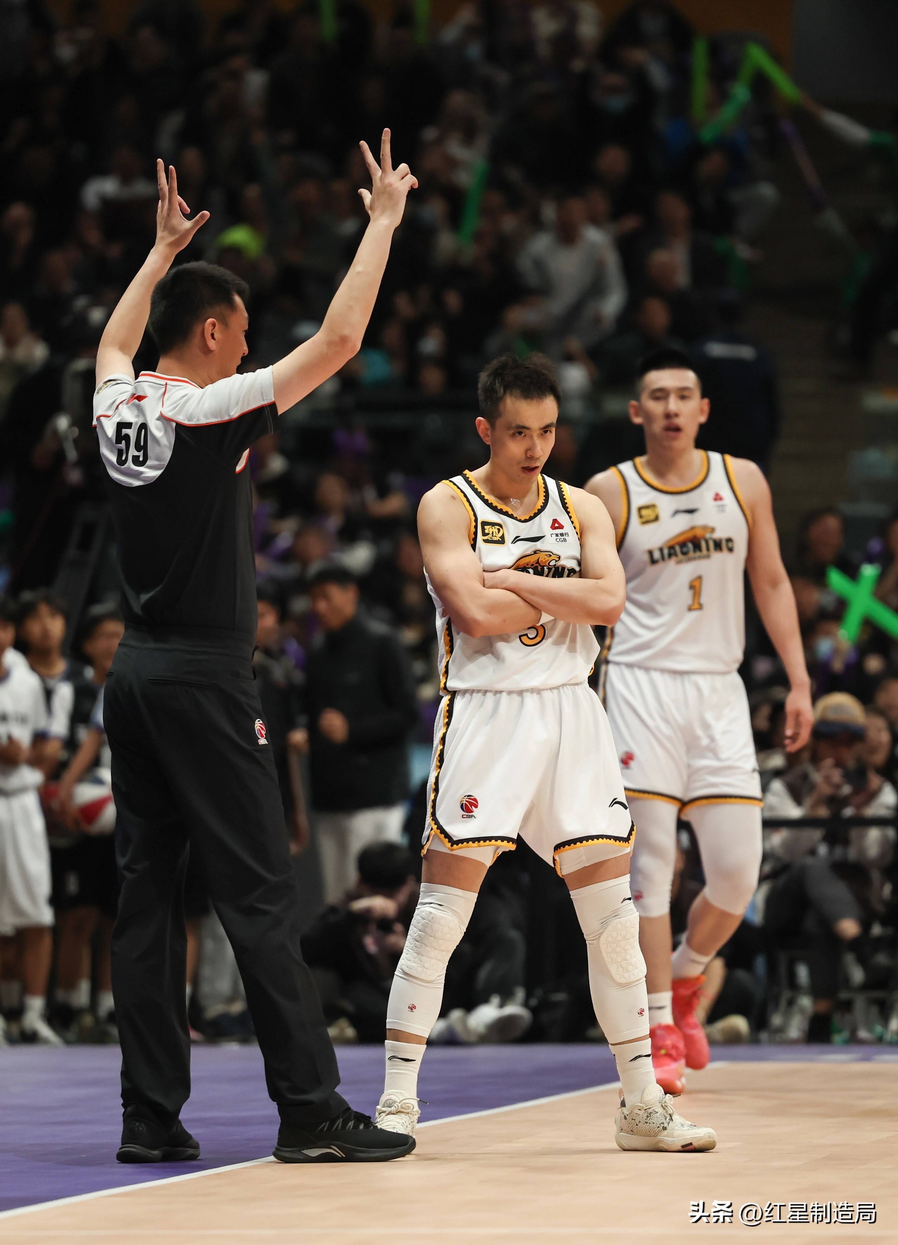 包含赵继伟17分辽宁胜宁波贺希宁38分深圳胜新疆的词条