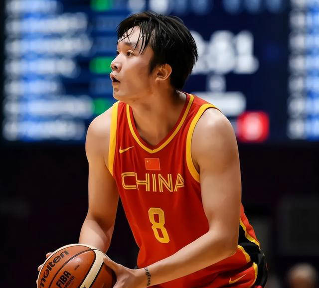 19年世界杯集锦丁彦雨航30分6板，中国男篮力克韩国(2019年世界杯男篮中国对韩国比赛视频)