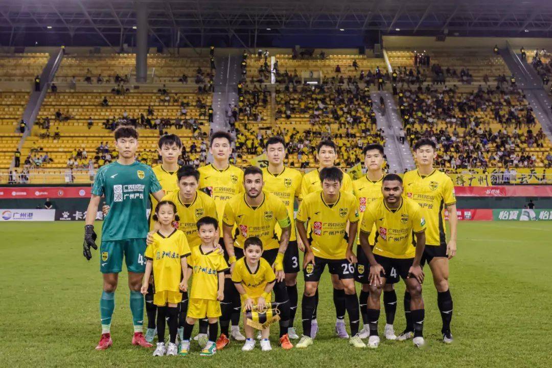 关于中甲第16轮，延边龙鼎2-0广东广州豹，主场豪取八连胜的信息